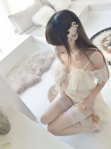 亚洲精品久久久蜜桃网尤妮丝_电影在线观看