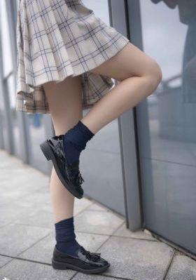 欧美长款美甲_4K在线观看