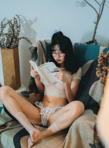 欧美成人三级精品一区二区_超清高清电影在线
